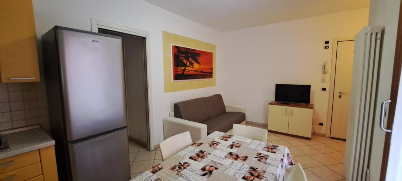 Apartments Tony In Bardolino Exterior foto