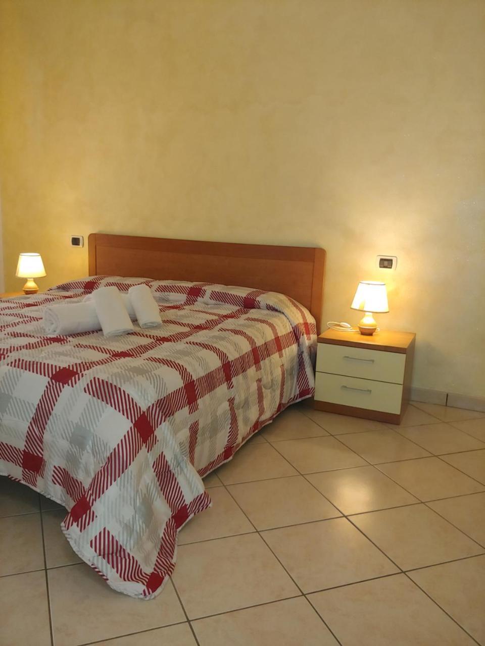 Apartments Tony In Bardolino Exterior foto