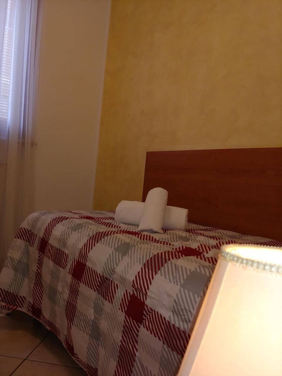 Apartments Tony In Bardolino Exterior foto